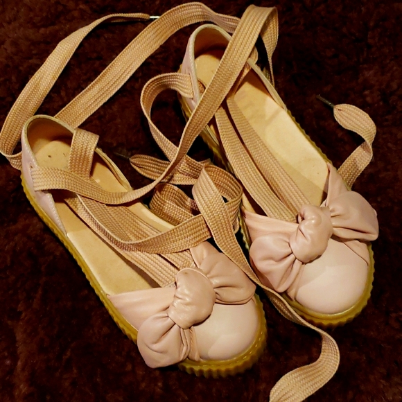 Puma Fenty strap ups size 8.5 - Picture 1 of 5